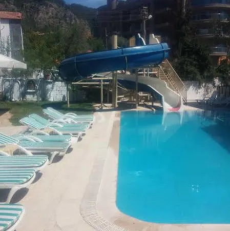 Ξενοδοχείο Zeus Turunc 3*