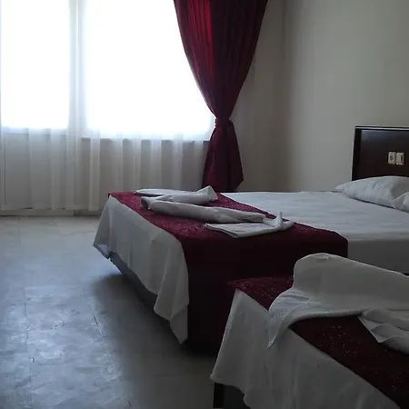 Zeus Turunc Hotell