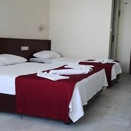 Zeus Turunc Hotell 3*