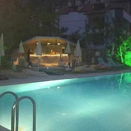 Zeus Turunc Hotel 3*